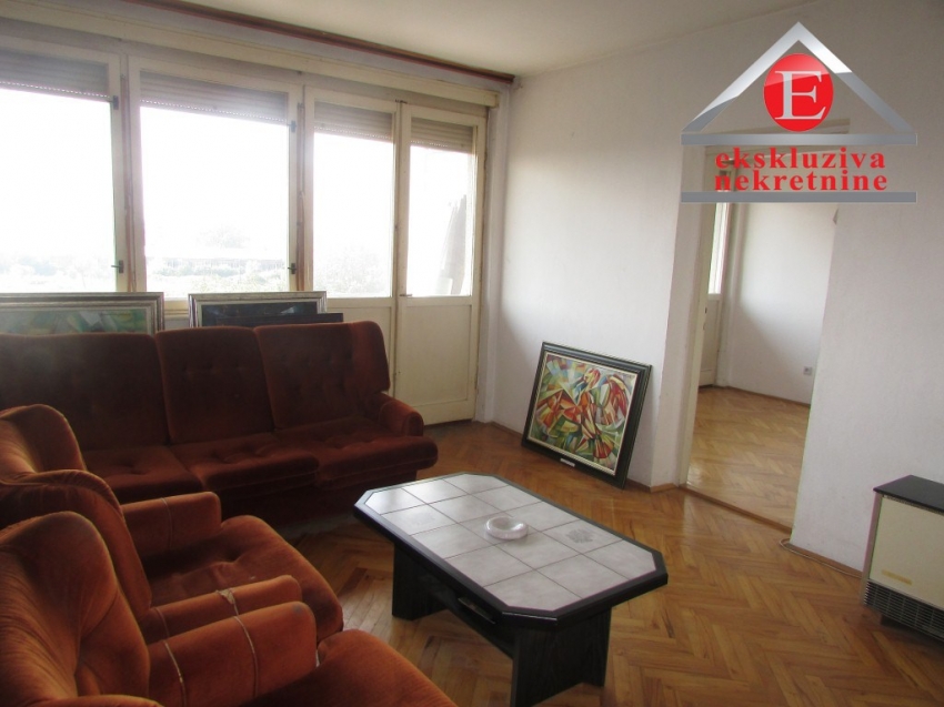 - POVOLJNO- Trosoban stan površine 61 m2 ID 2694/DŠ