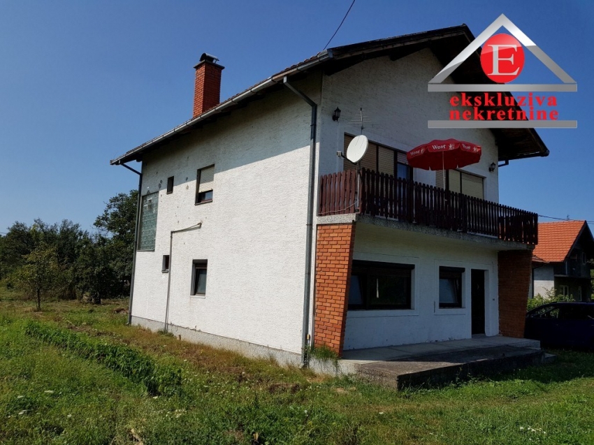 Kuća na sprat površine 100 m2 u osnovi ID 2704/NL