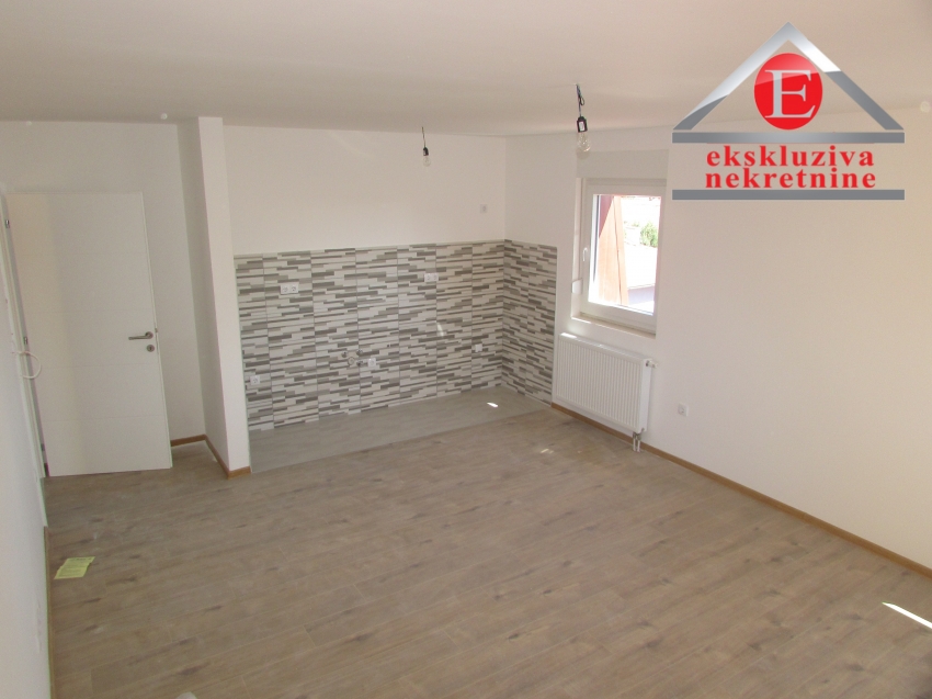 Dvoiposoban stan površine 66 m2 ID 2674/ZP